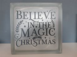 Glasblok "Believe in the magic of Christmas"